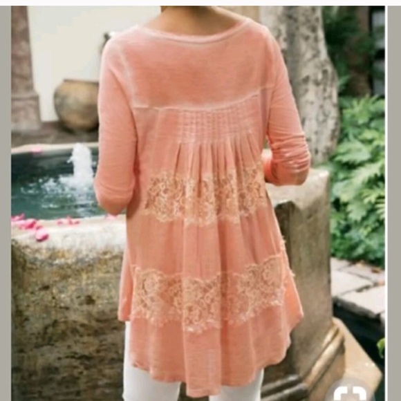 Soft Surroundings Tops - Soft Surroundings high low top.